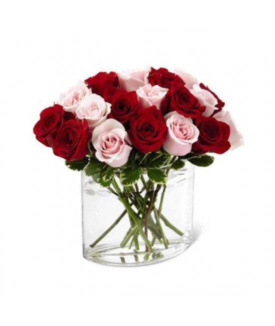 The FTD So In Love Bouquet